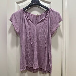 Gap flutter sleeve purple top